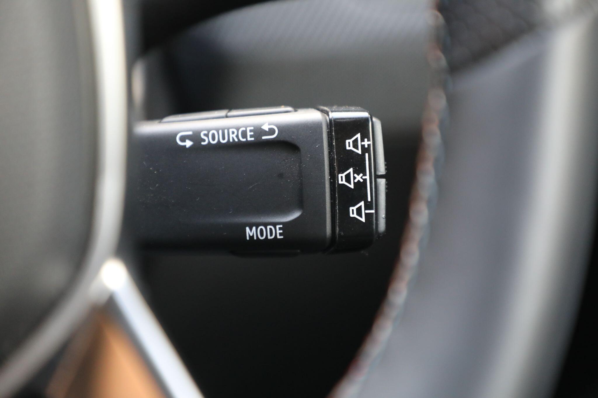 Large vehicle image